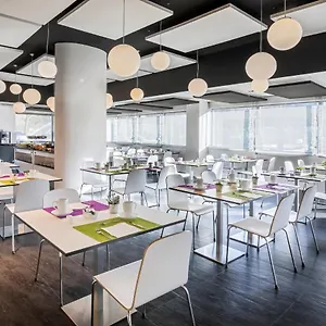 Zentral Castellana Norte 4*, Madrid Španělsko